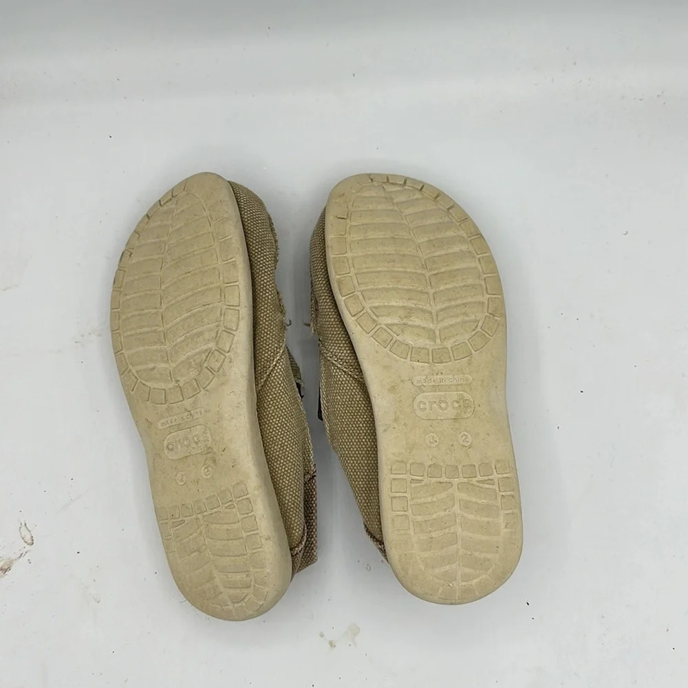 boys khaki Crocs Santa Cruz size 2 - Picture 4 of 4